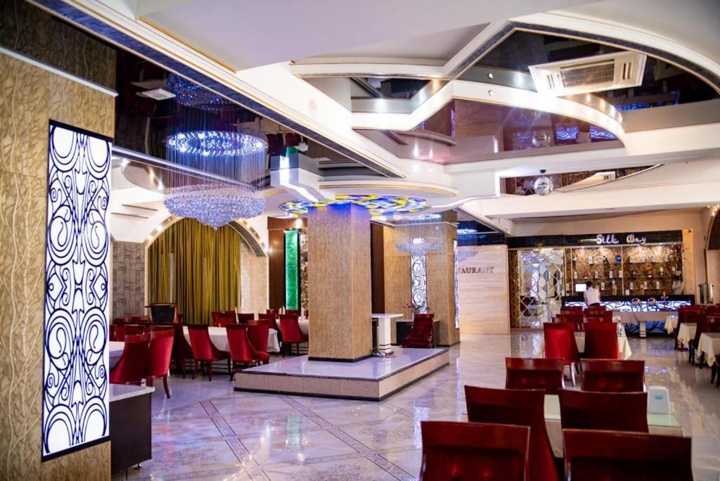 Hotel Zhibek Zholy Shymkent Exterior foto